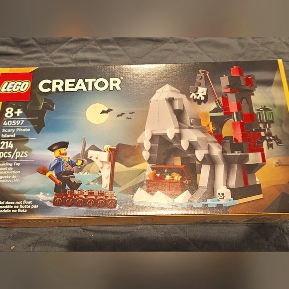 Lego Other - Scary Pirate Island - VIP insider special edition